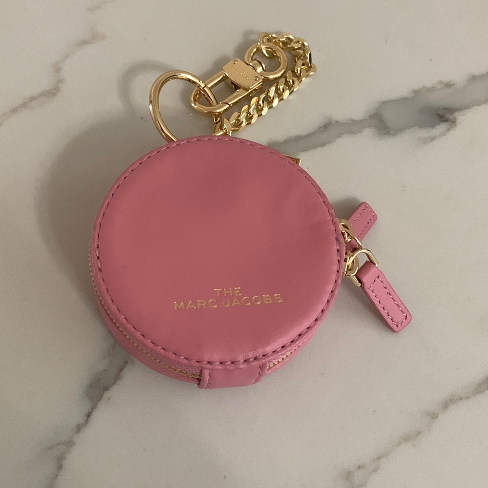 Marc Jacobs leather SLG